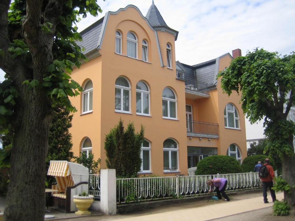 Hotel Villa Strandrose Герінгсдорф Екстер'єр фото